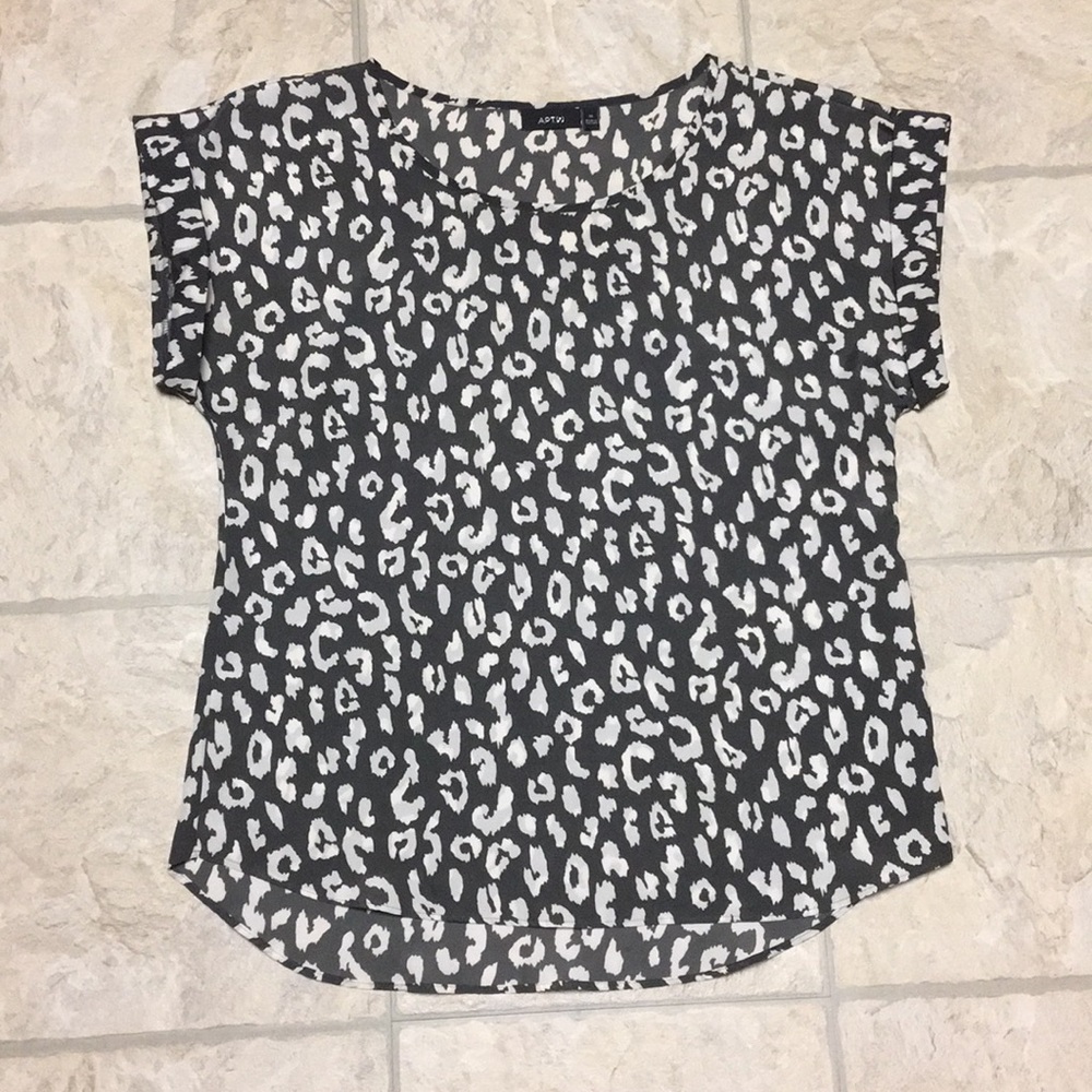 ❤️Leopard Apt. 9 Top